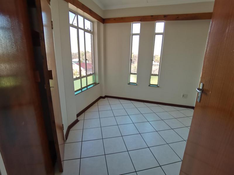 To Let 3 Bedroom Property for Rent in Baillie Park North West